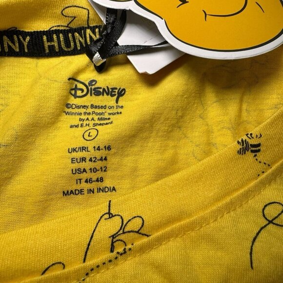 Womens Love to Lounge Pyjamas. Top & Shorts. Disney/Pixar - Pooh Bear 10/12 - L - Picture 6 of 7